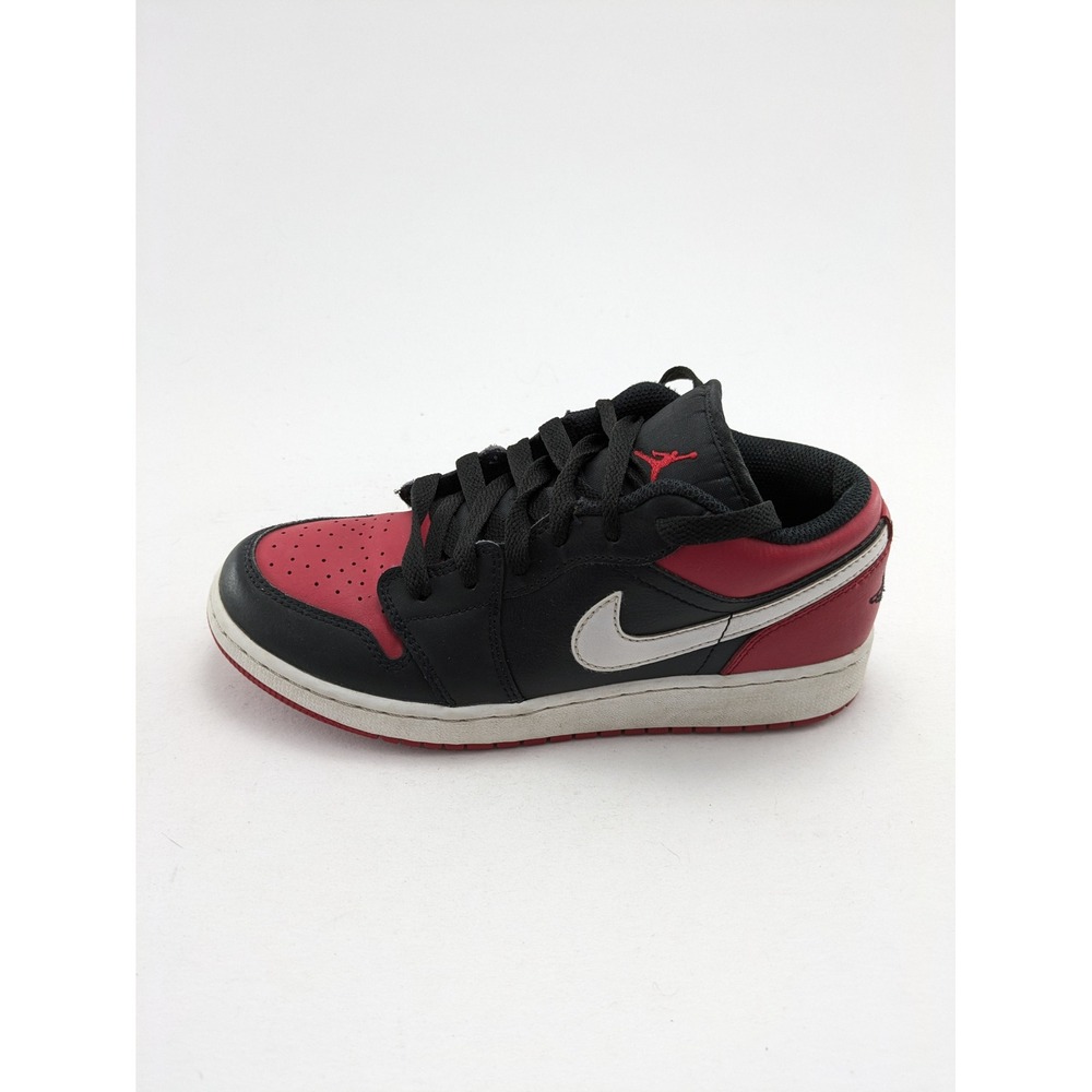 Youth Air Jordan 1 Low Black Red Retro Basketball Shoes 553560-066 Size 5Y - Picture 2 of 7